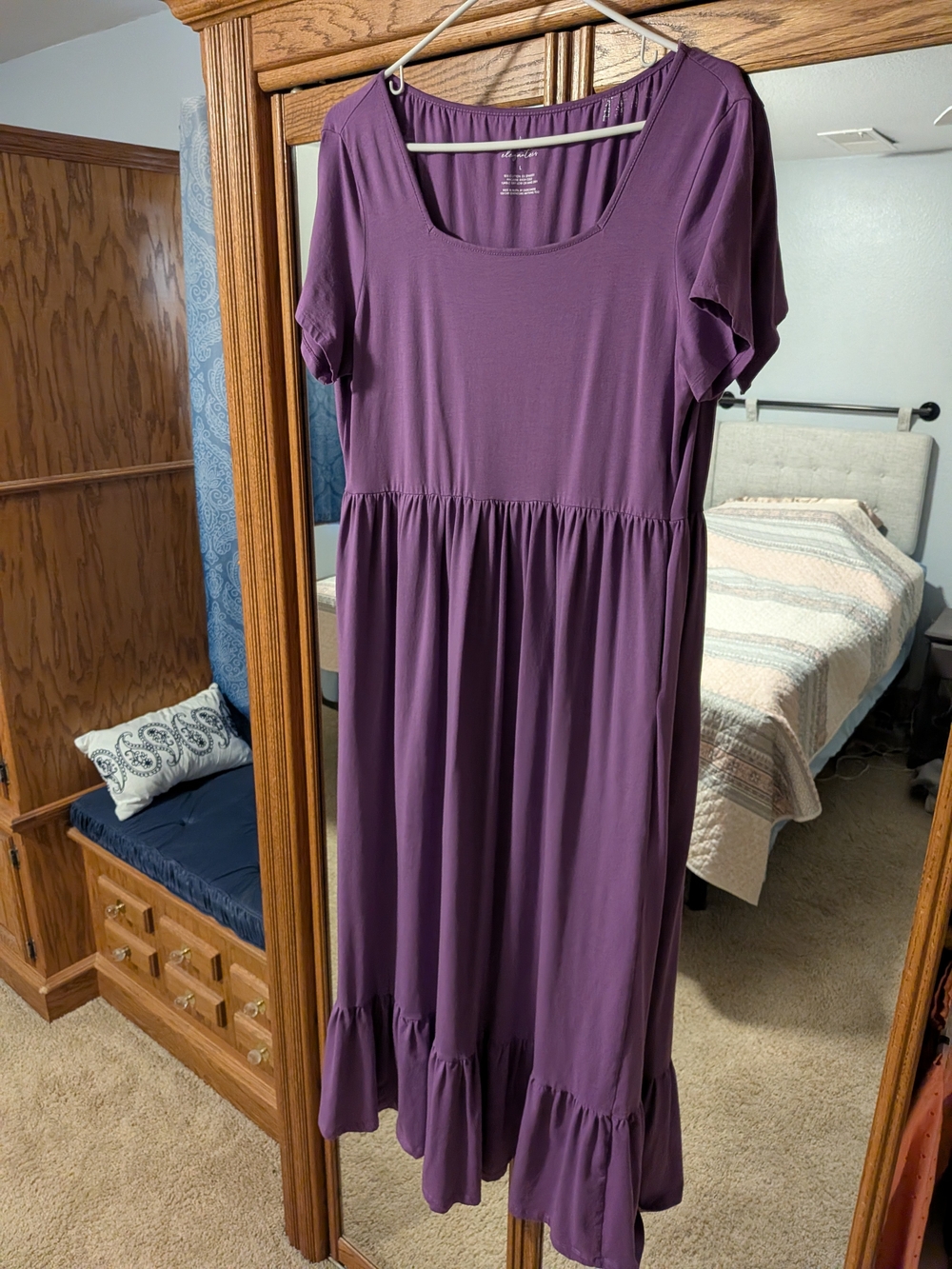 Women's Scoop Neck Maxi Dress in Plum